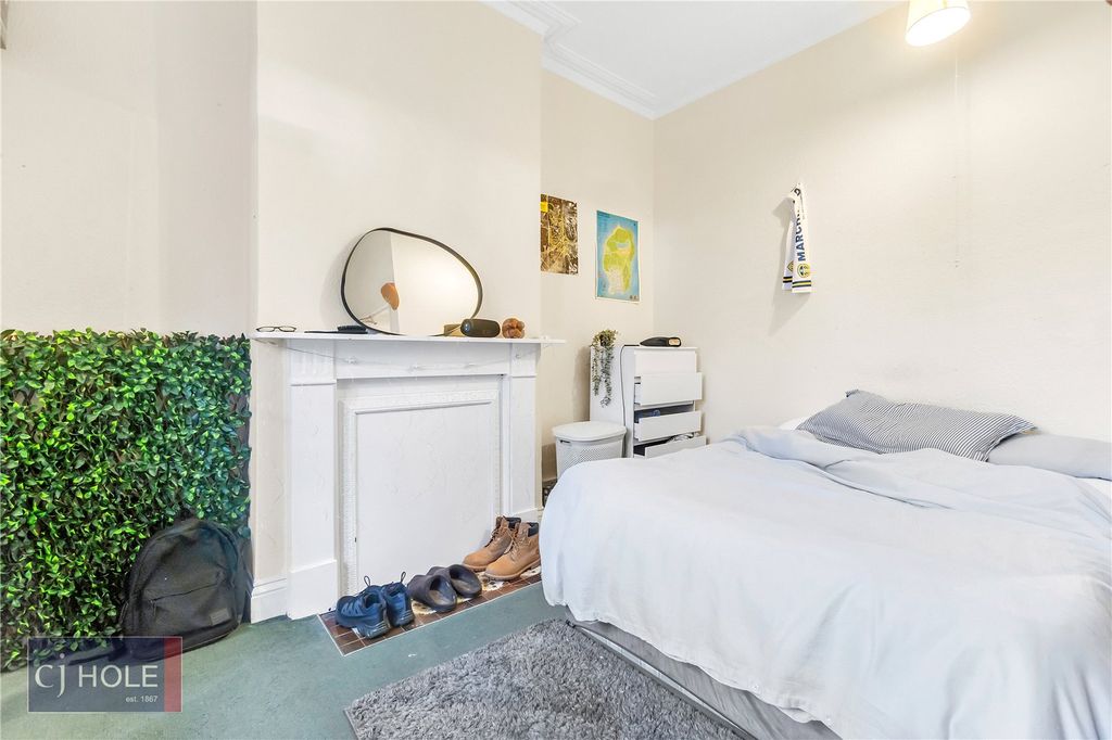 Property photo 1 of 22 Picture No. 16