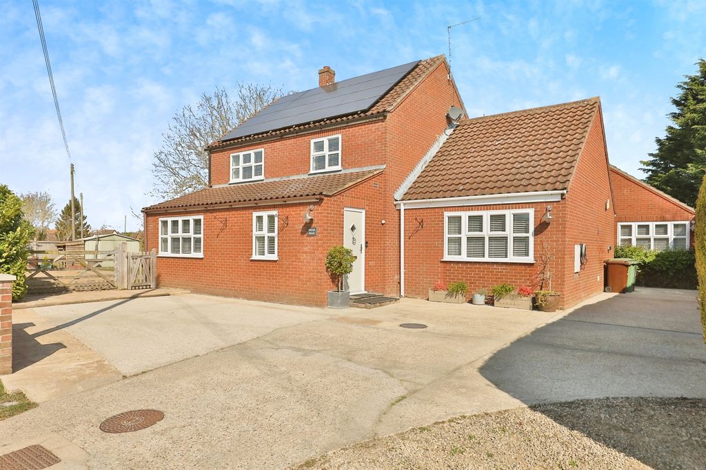 Property photo 1 of 22