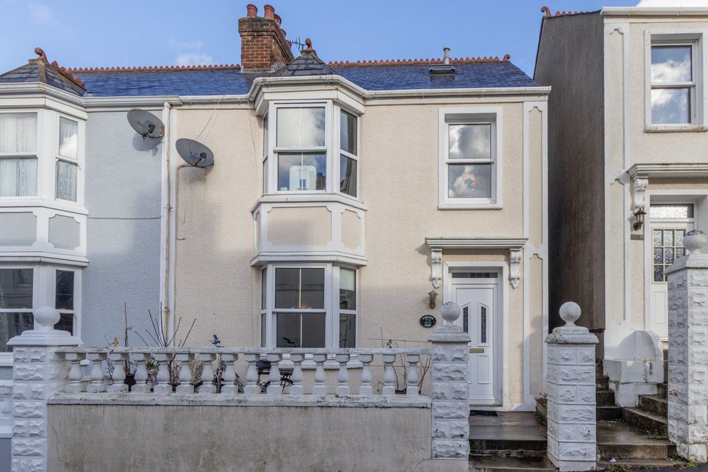 Property photo 1 of 16 Picture No. 04