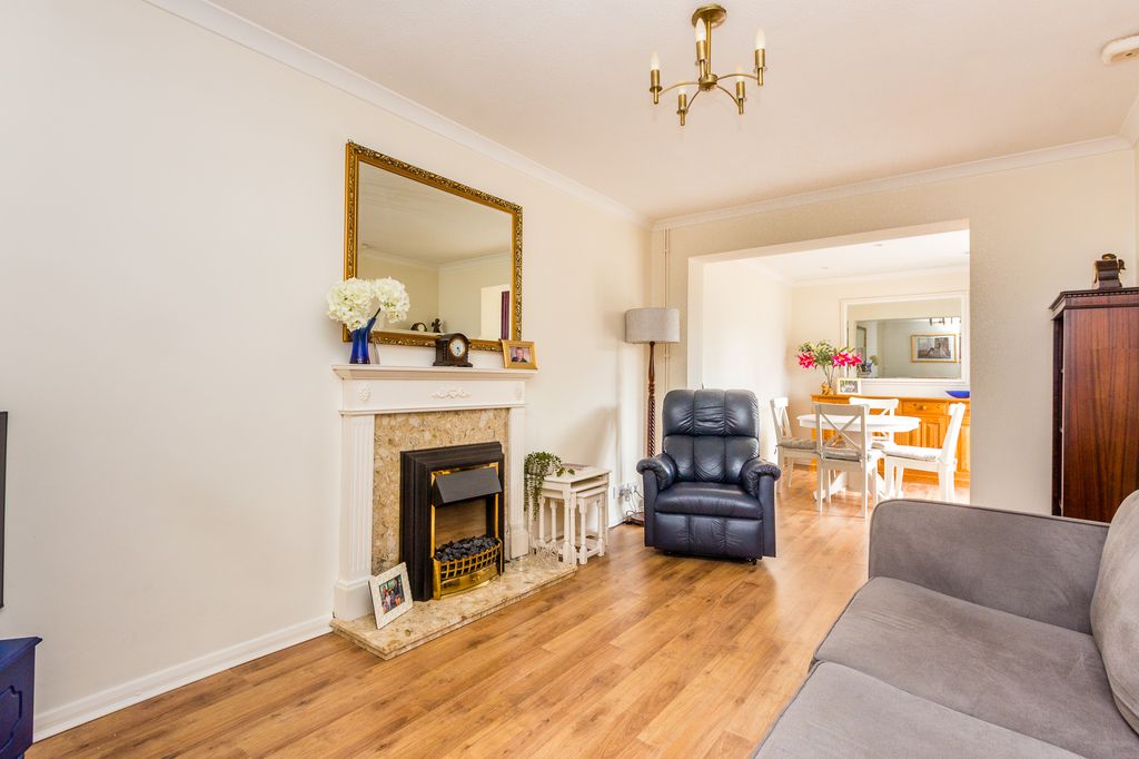 Property photo 2 of 9 Img_1131