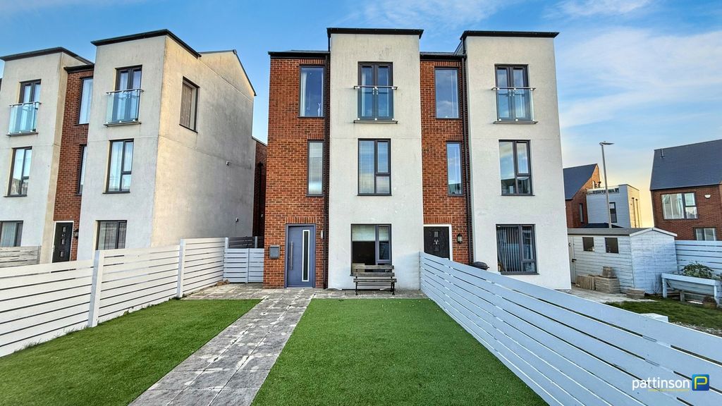 Property photo 1 of 34