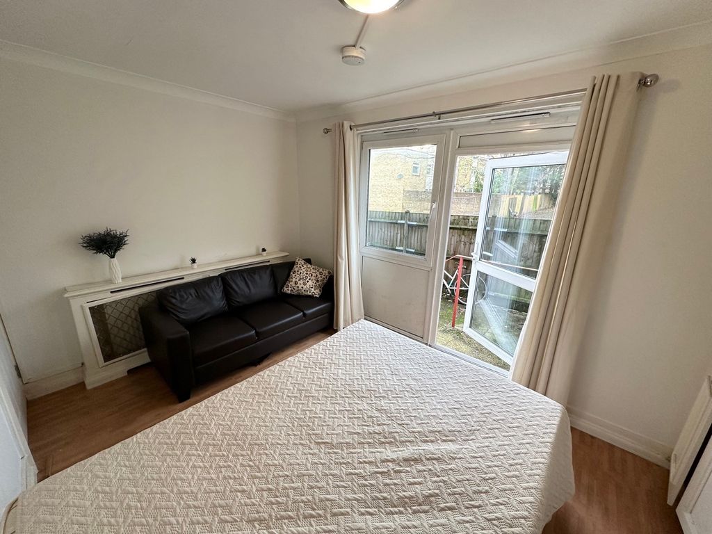 Property photo 1 of 16 Room C + Garden