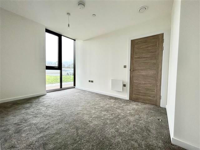 Property photo 3 of 8 Bedroom