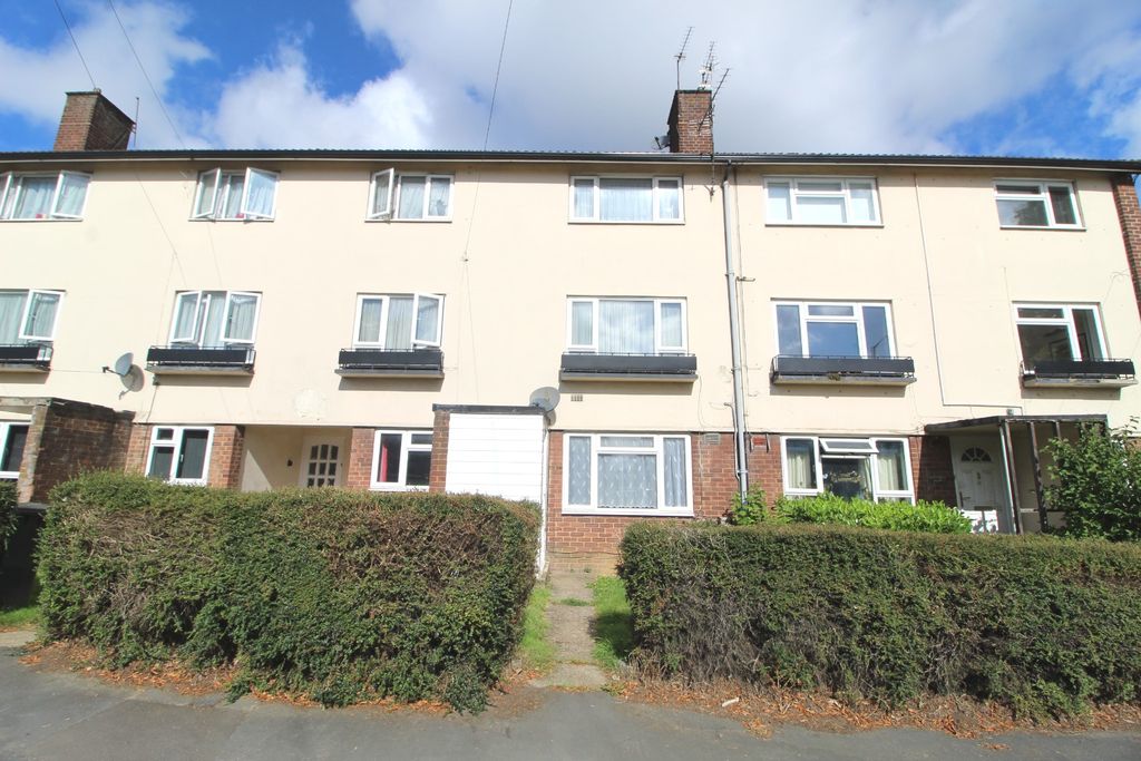 Property photo 1 of 11 988901