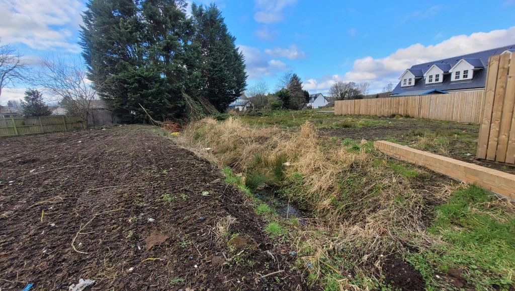 Property photo 2 of 14 Image 2