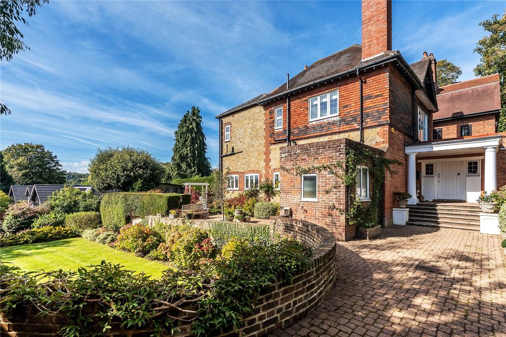 Property photo 1 of 33 Picture No. 26