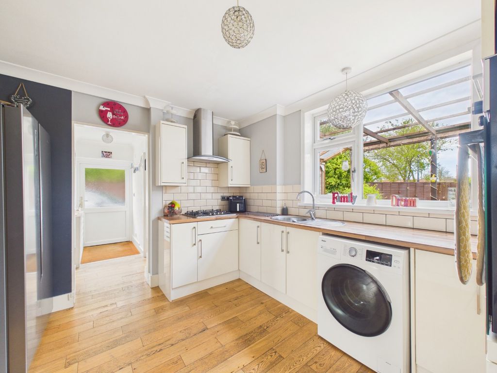 Property photo 2 of 20 5052074