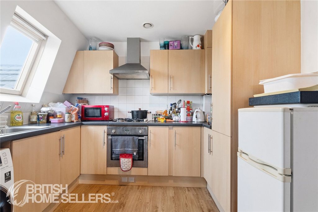 Property photo 3 of 20 Picture No. 14