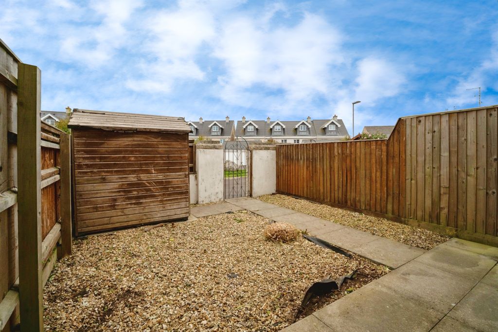 Property photo 3 of 18