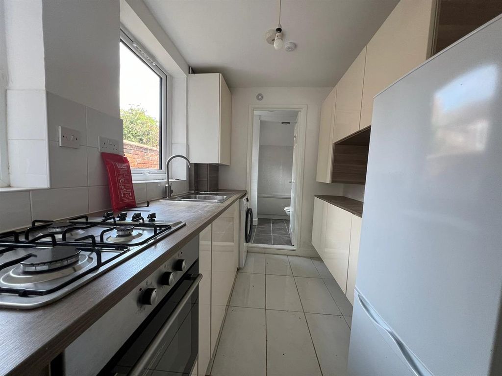 Property photo 3 of 11 Frkh2214.Jpg