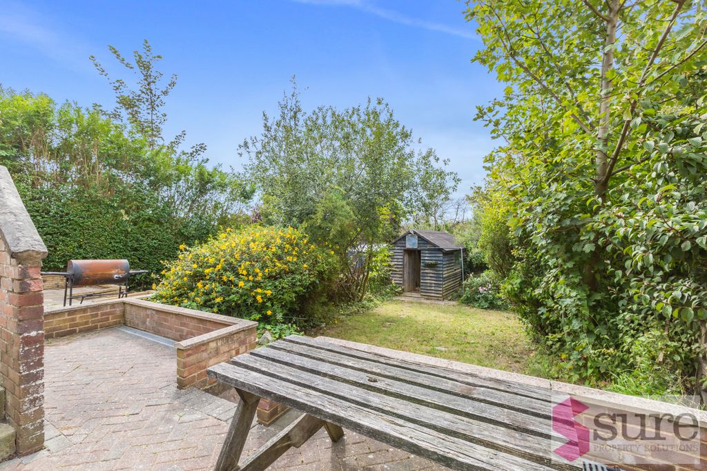 Property photo 2 of 15