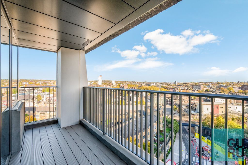 Property photo 1 of 24