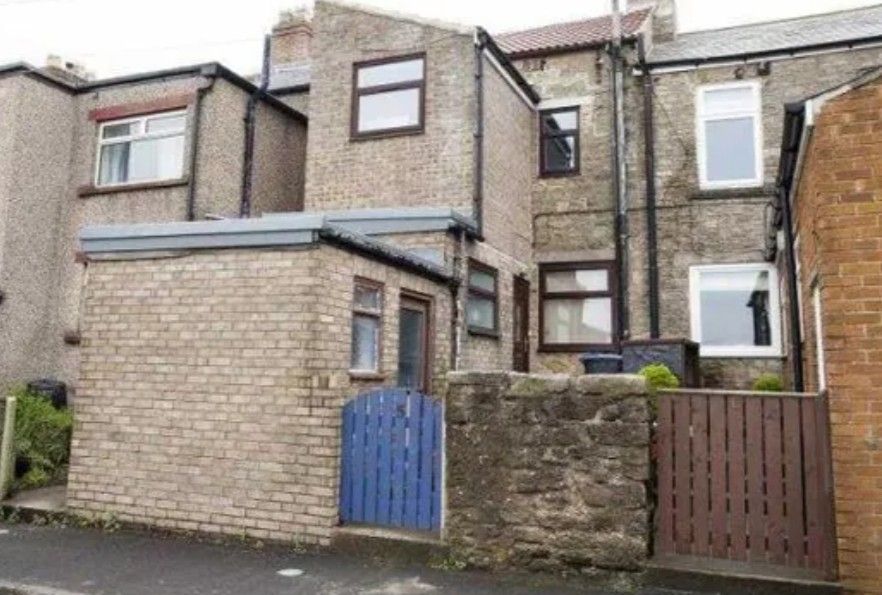 Property photo 1 of 6