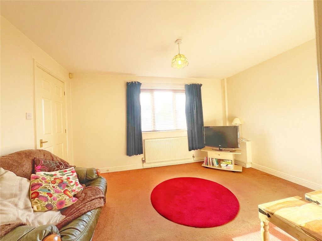 Property photo 2 of 22 Picture No. 10