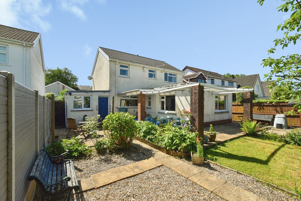 Property photo 1 of 26 Pbox-Img.Jpg