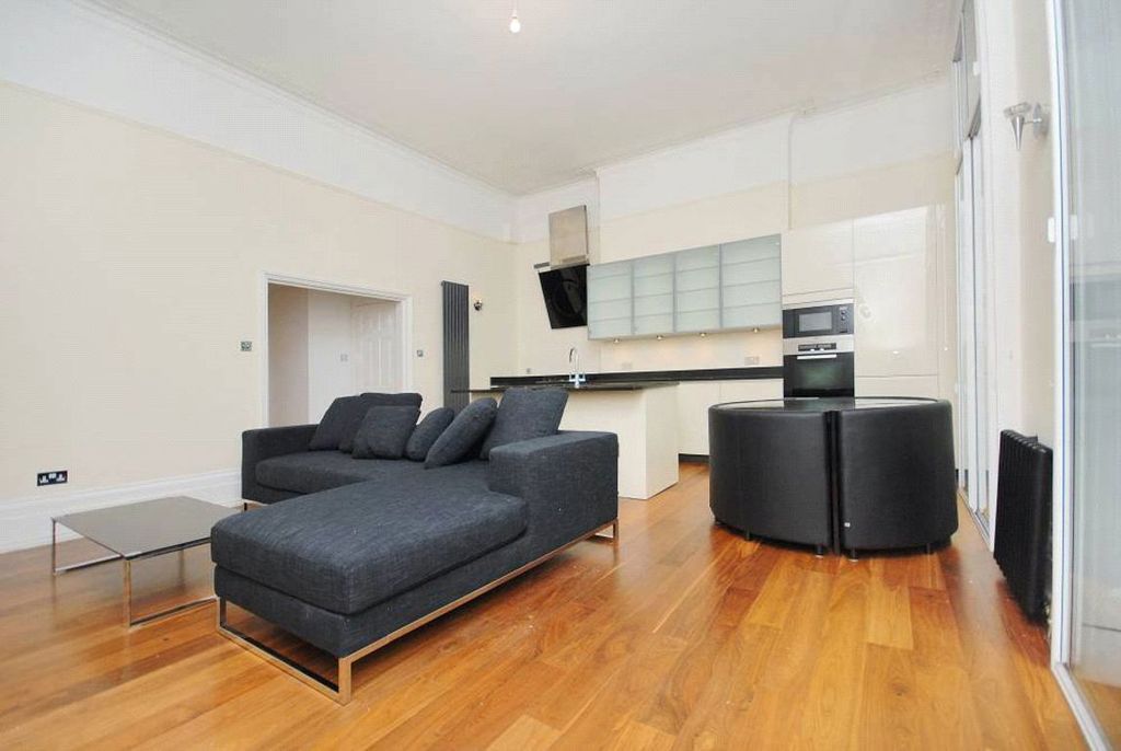 Property photo 2 of 5