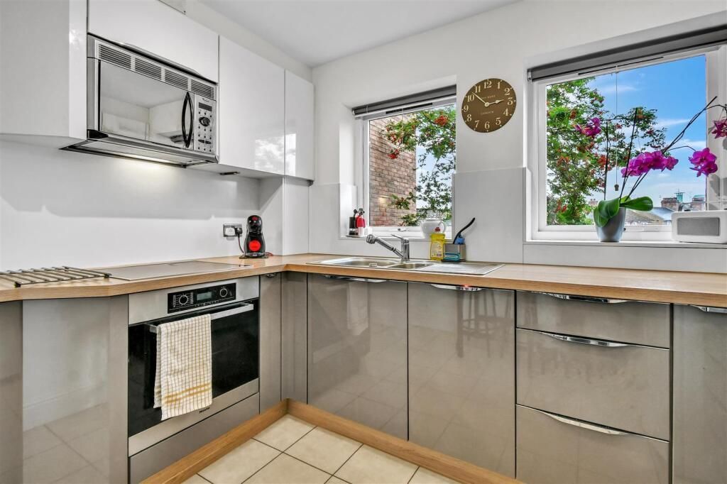 Property photo 2 of 2