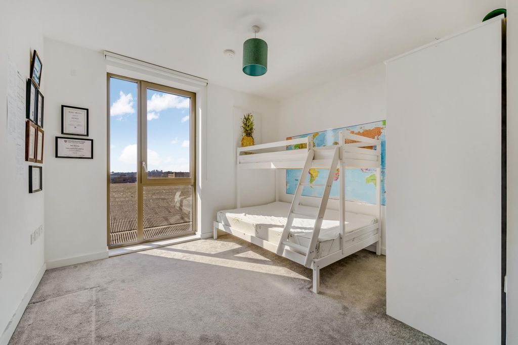 Additional image 9 of 2 bed flat for saleCobalt House, Bakery Walk, Greenford UB6