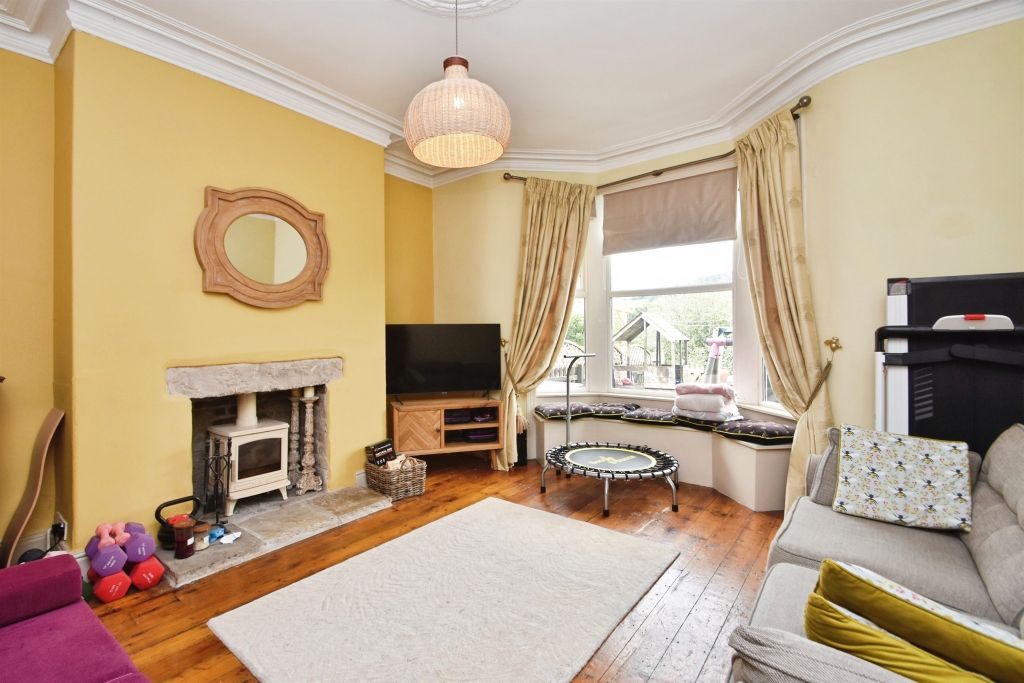 Property photo 2 of 17