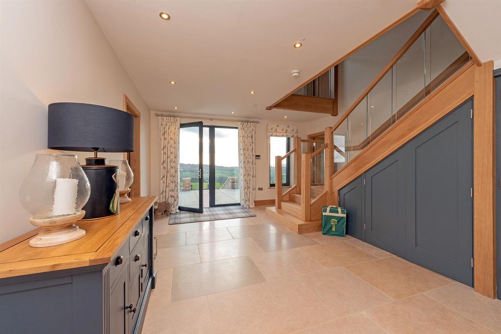 Property photo 2 of 34 The-Cedars-Devon-Group-Entrance-Hallway.Jpg