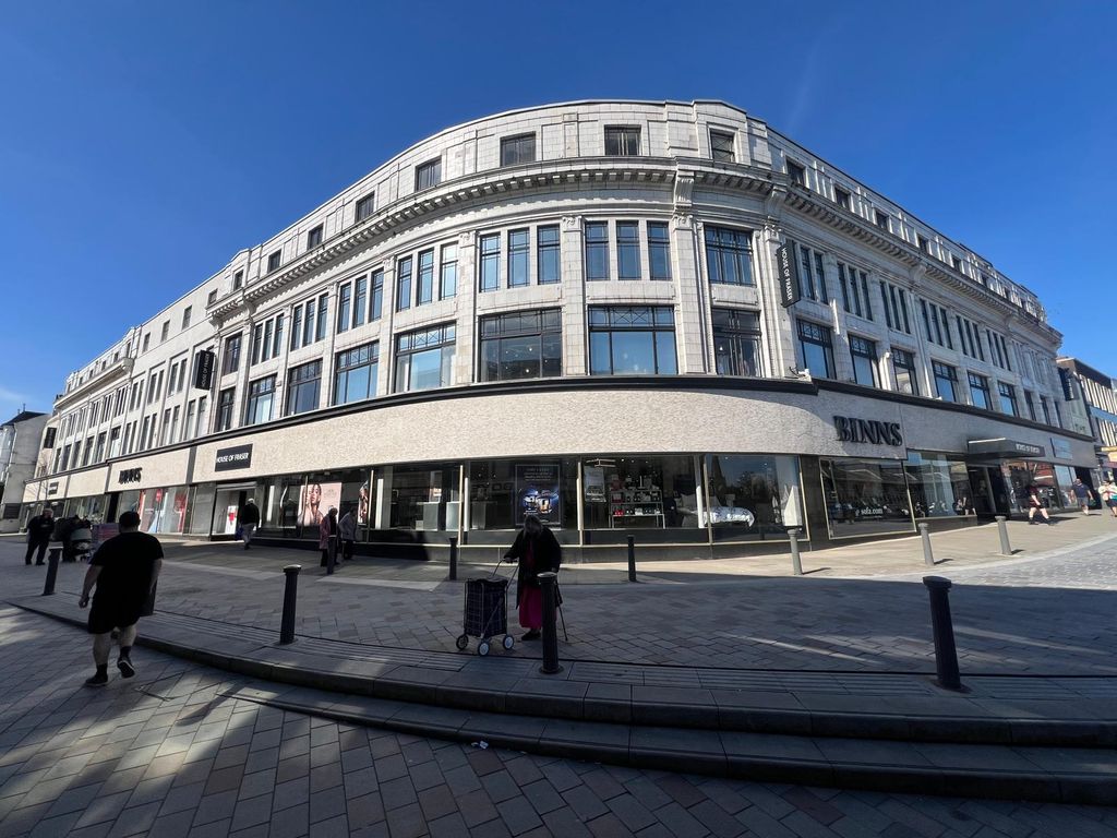 Property photo 1 of 9