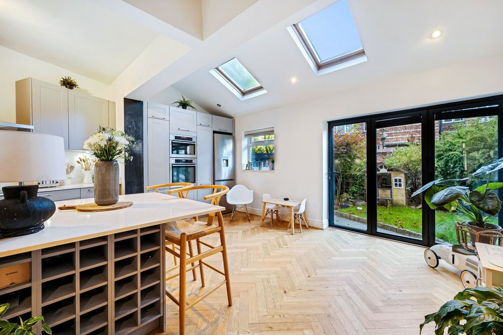 Property photo 2 of 30 Picture 2