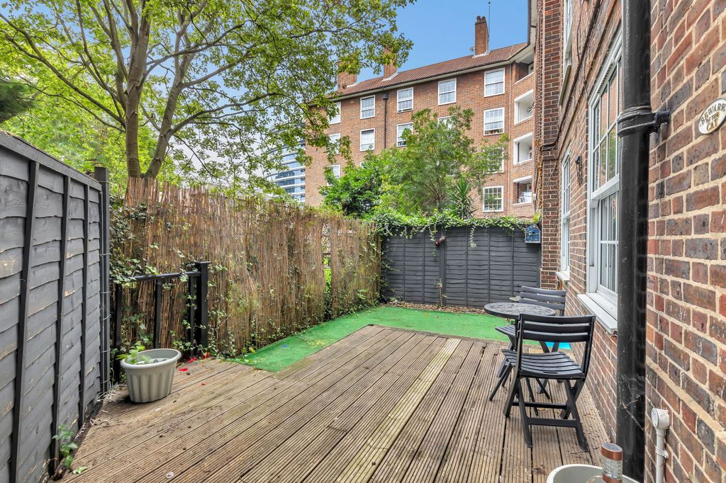 Property photo 3 of 13