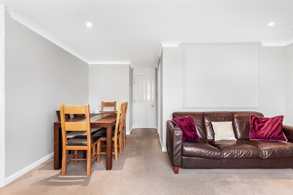 Property photo 3 of 21 1S4A6984_