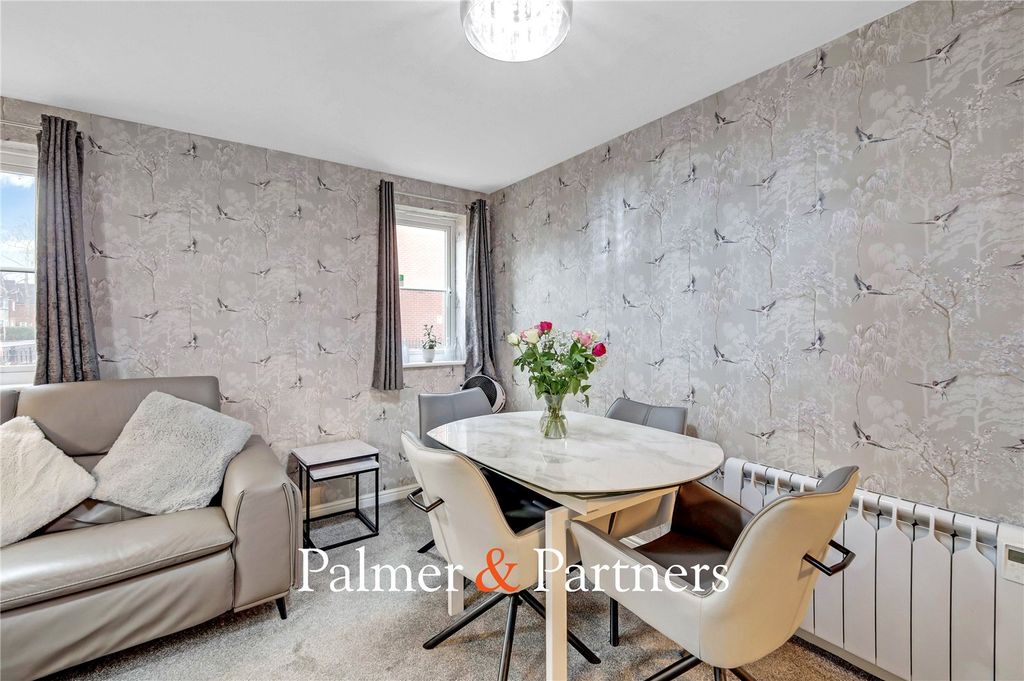 Property photo 3 of 14 Picture No. 10