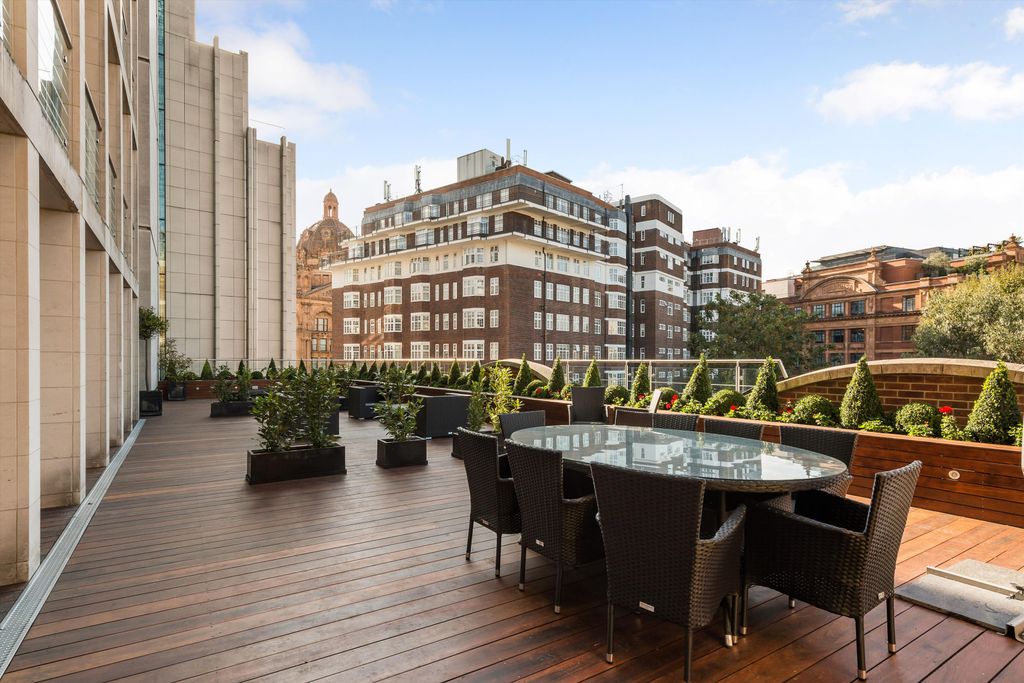 Property photo 3 of 15 Image