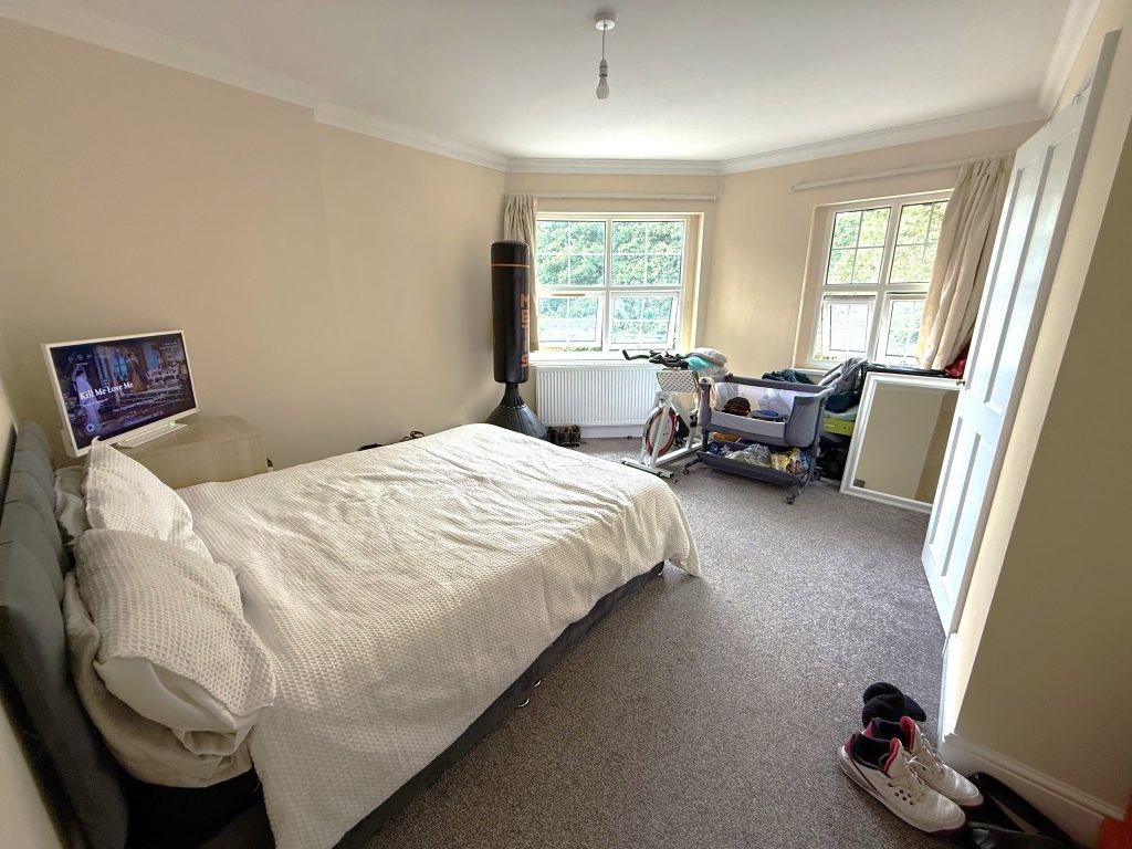 Property photo 3 of 6