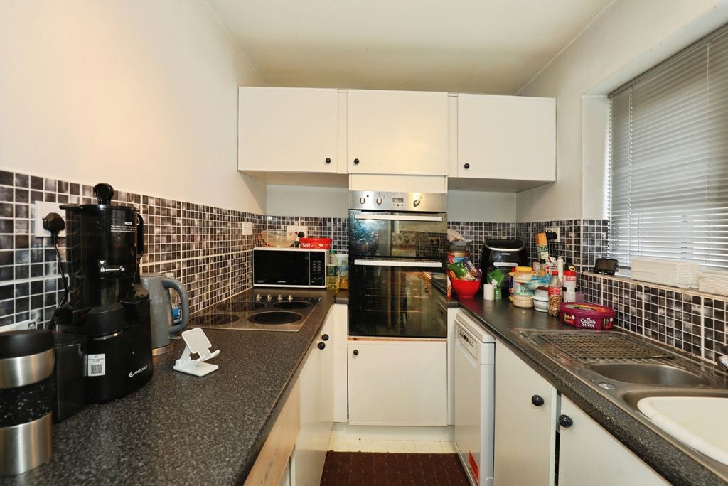 Property photo 3 of 12 Pbox-Img.Jpg