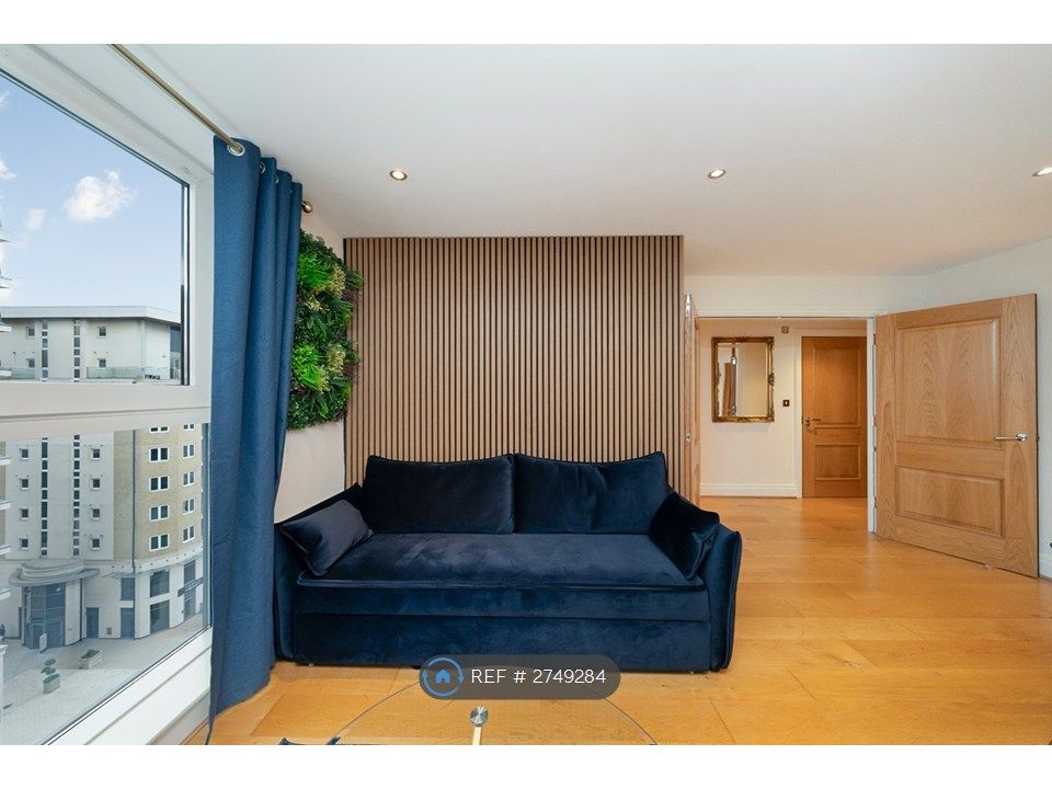 Property photo 3 of 35