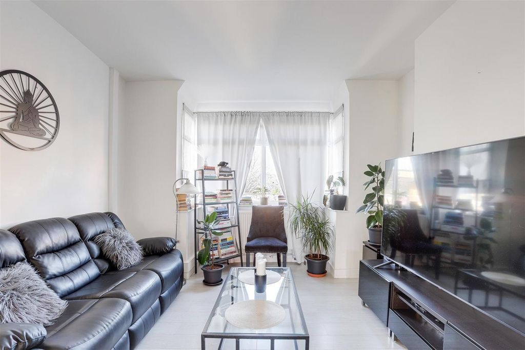 Property photo 2 of 16 1895.Jpg