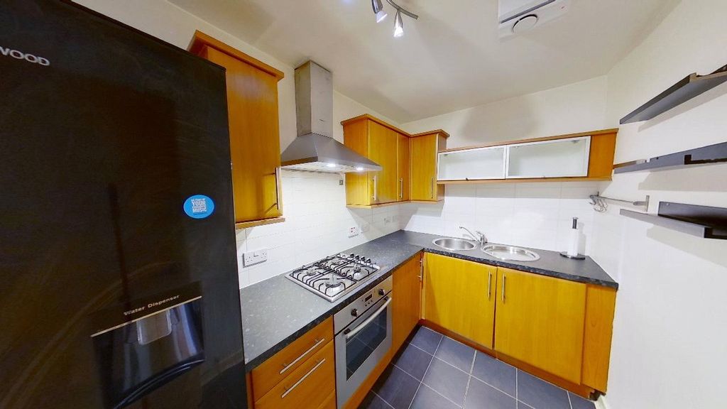 Property photo 3 of 6 Photo 3