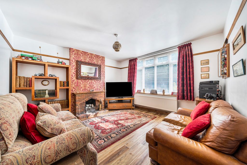 Property photo 2 of 21 1494662-16-6A5A2Fe045c2E