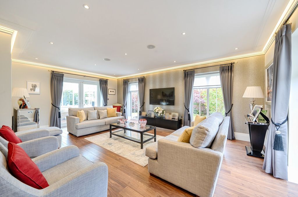 Property photo 2 of 22 1470263-12-6A26A7...