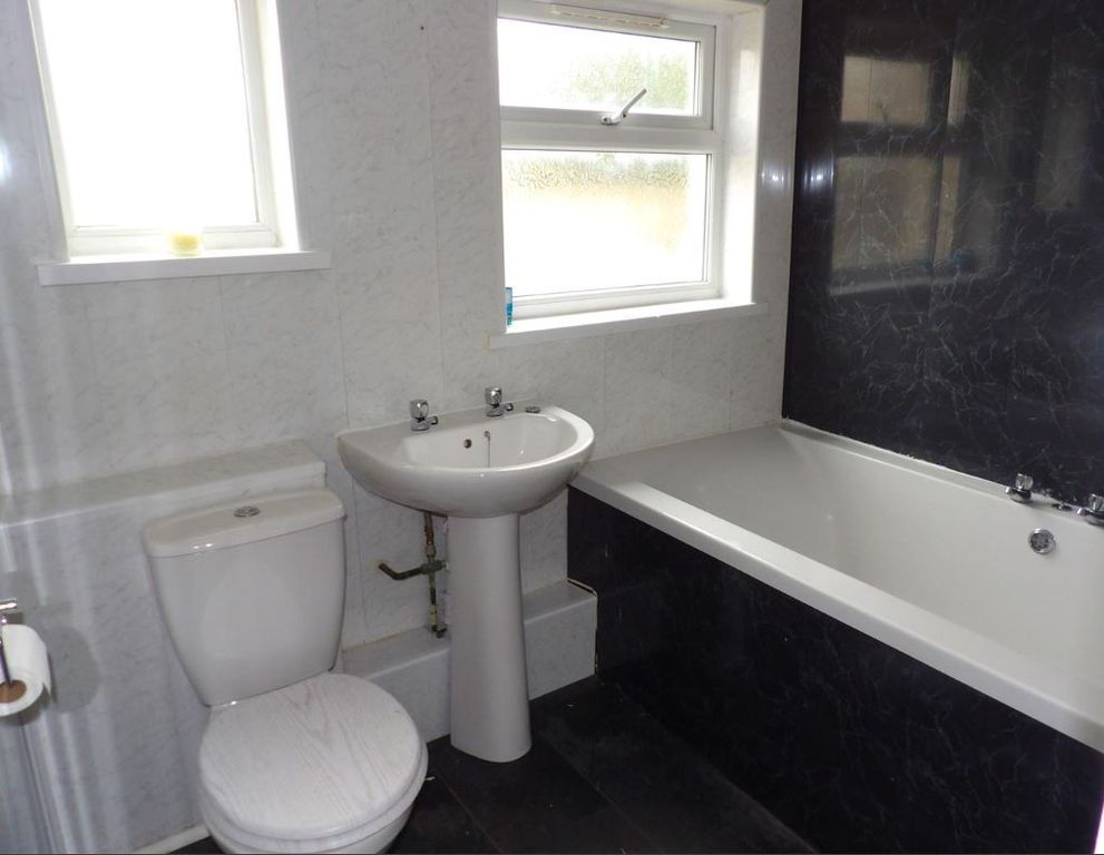 Additional image 4 of 3 bed property to rentMarsh Street, Port Talbot SA12