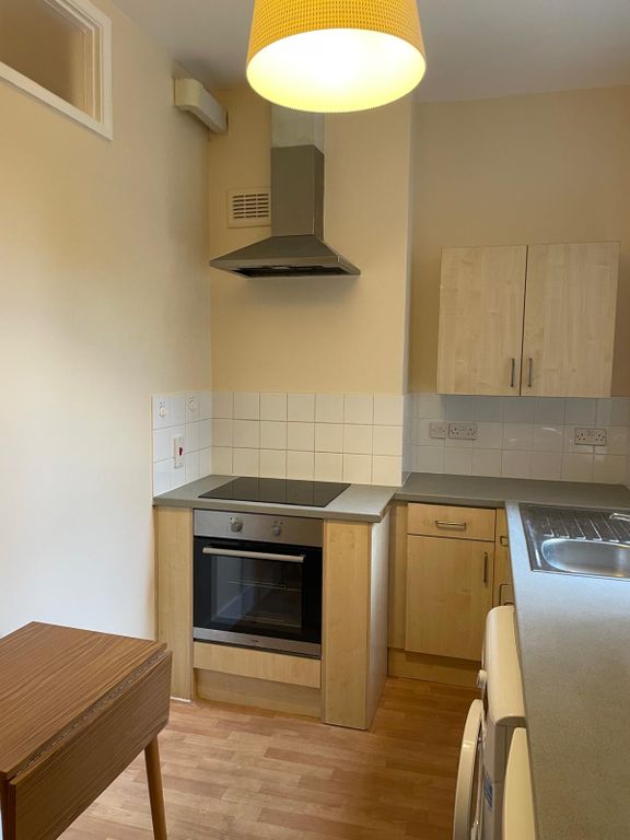 Property photo 2 of 6