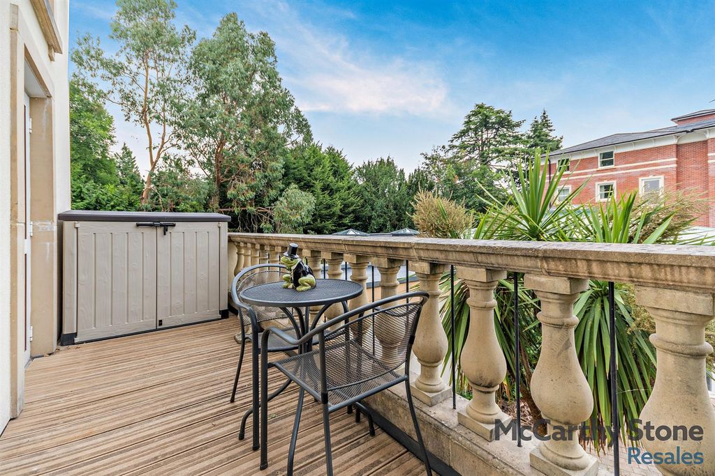 Property photo 1 of 16 Balcony