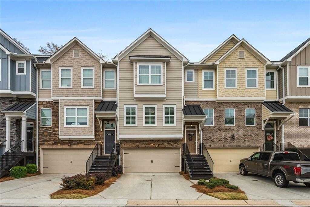 Property photo 1 of 30