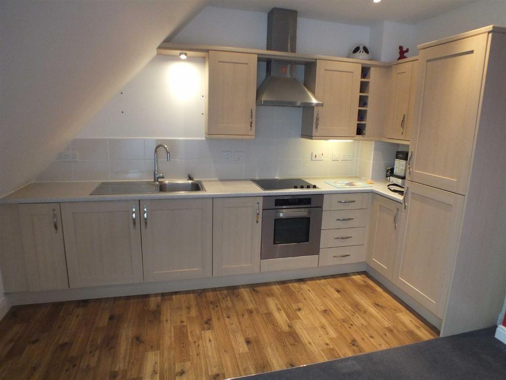 Property photo 2 of 5