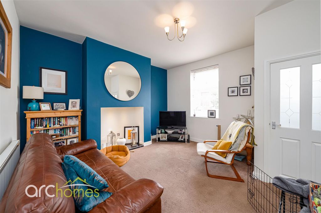 Property photo 2 of 19 Wigan-1.Jpg