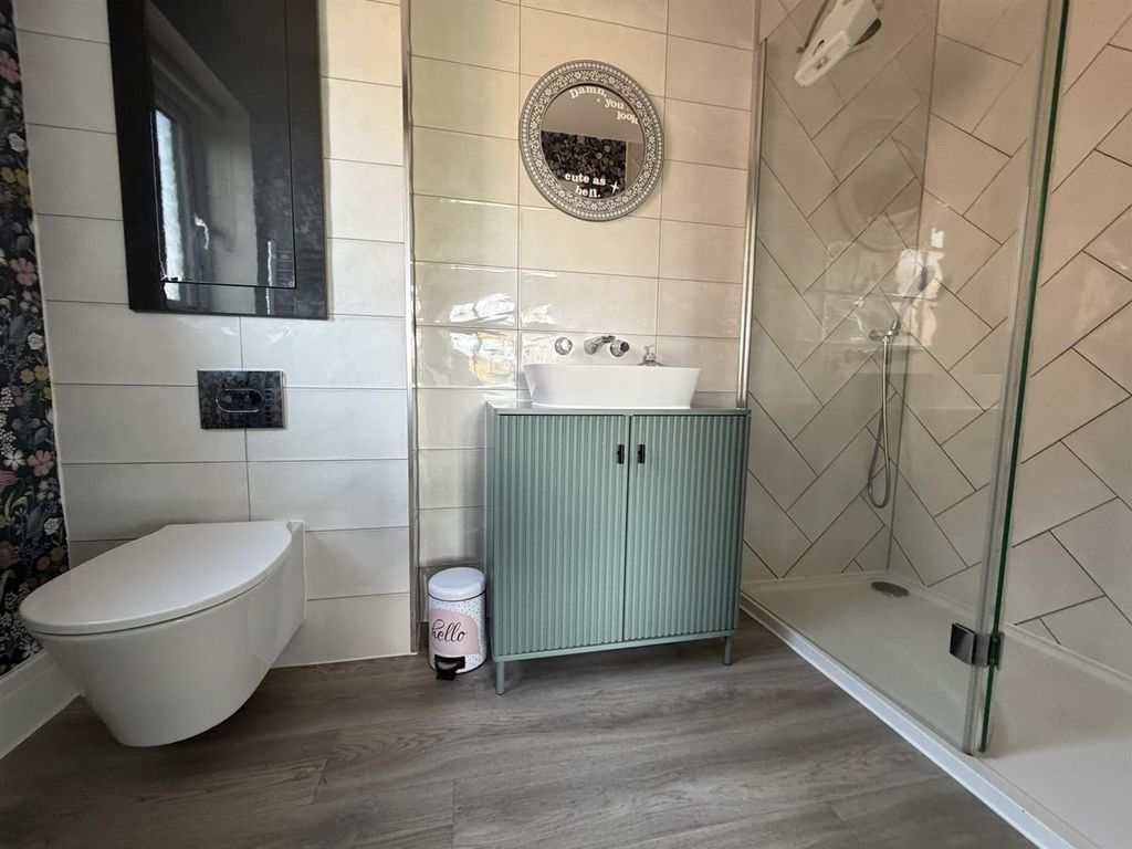 Additional image 23 of 5 bed property for saleButtercup Drive, Daventry NN11