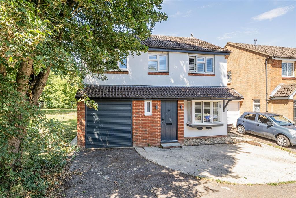 Property photo 1 of 13