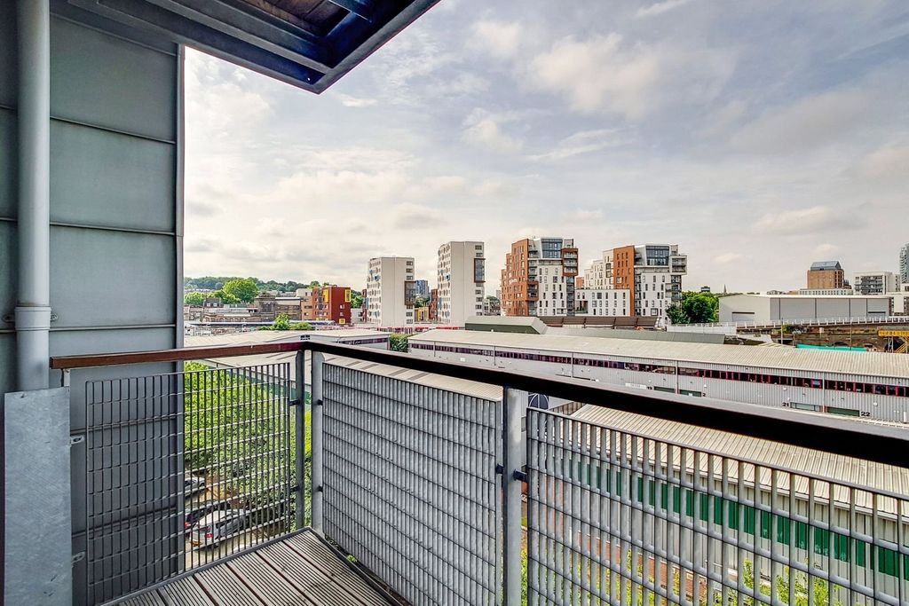 Property photo 3 of 14 Picture No. 13