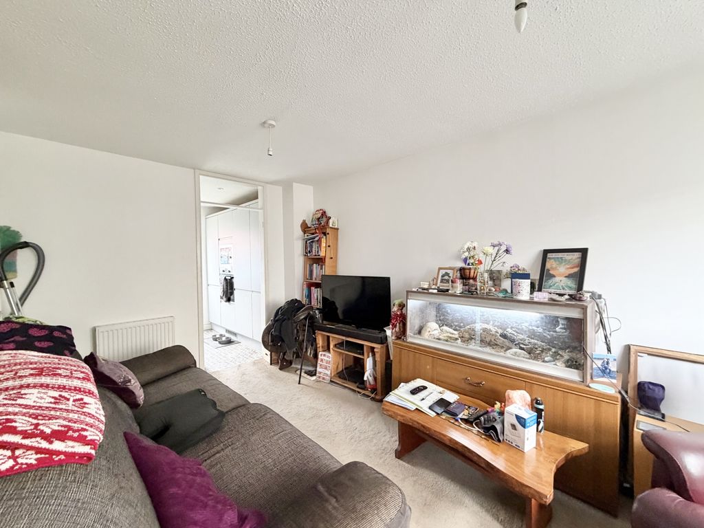 Property photo 3 of 13 Photo 13