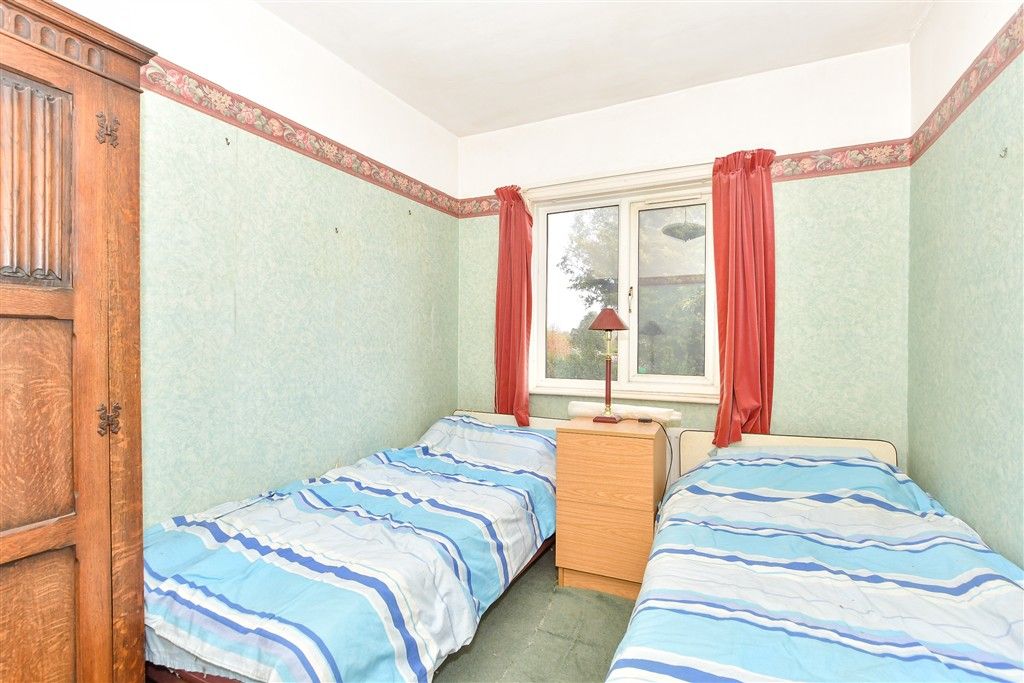 Property photo 2 of 8 Bedroom 2