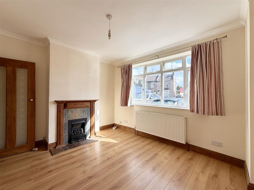 Property photo 2 of 10 Reception Room