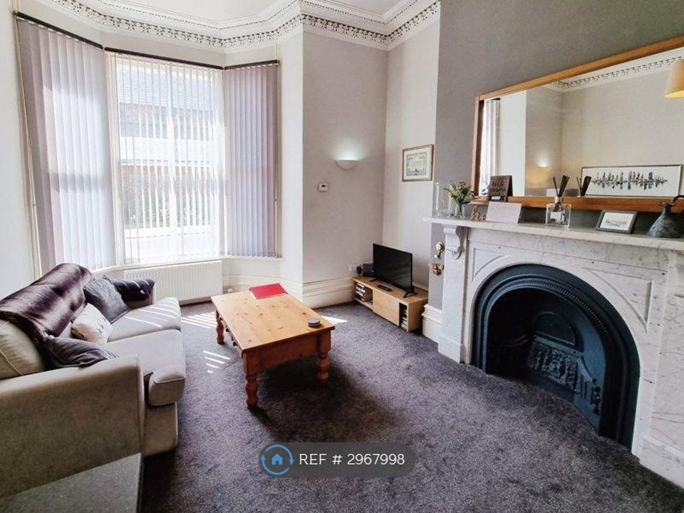 Property photo 3 of 11